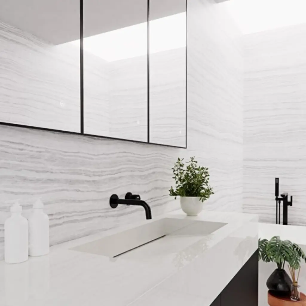 para pagina - 2025-11-05T091416.586.webp